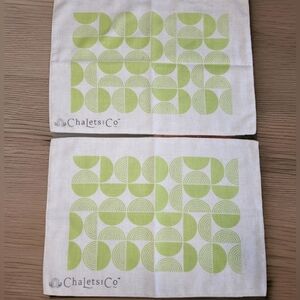 Chalets & Co “Meadow Breeze” Linen Placemats – Set of 2 Modern Designer Linens